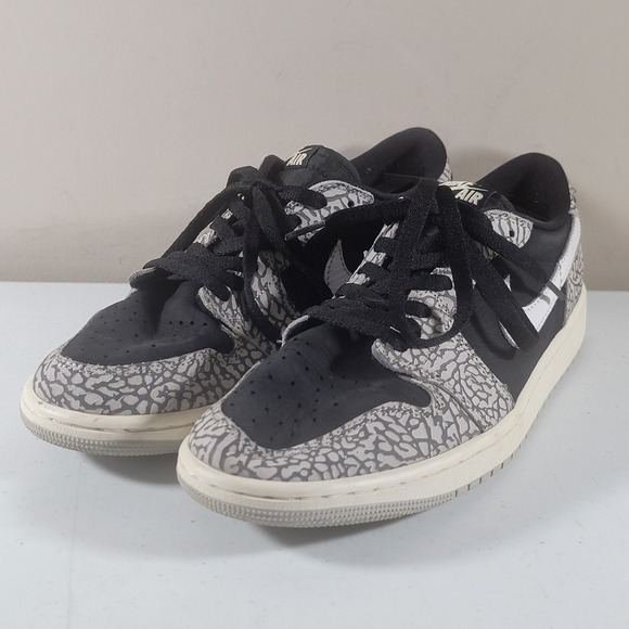 Air Jordan 1 Retro Low OG Black Cement Mens Size 9.5